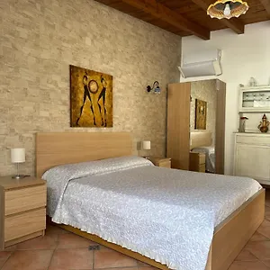 Couette-café Luisa, San Leone